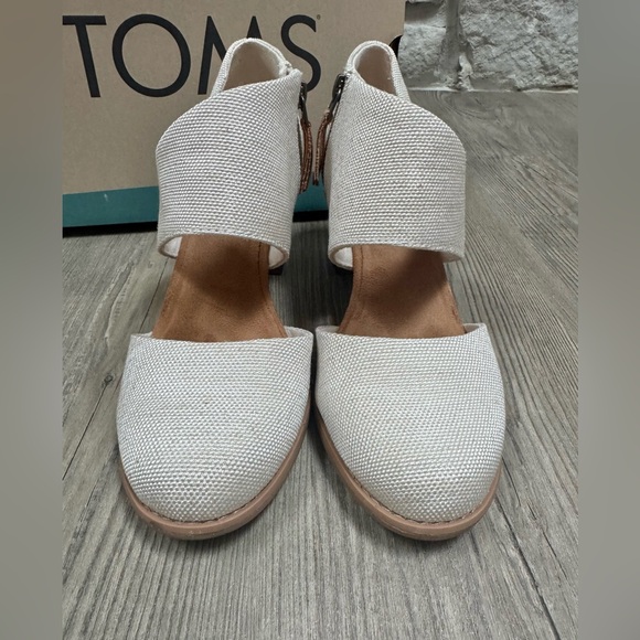 TOMS Milan Closed Toe Heel - Picture 3 of 11